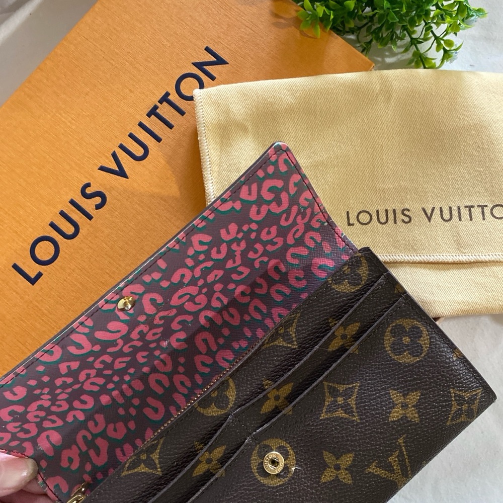 RARE Louis Vuitton Brown and Pink LEOPARD Women's Wallet with Box and Dust Rag